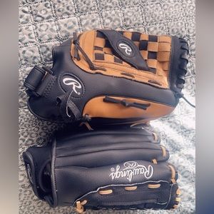 Softball Gloves